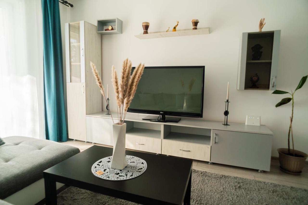 Popasul Dacului Calator Apartment Hunedoara Exterior photo